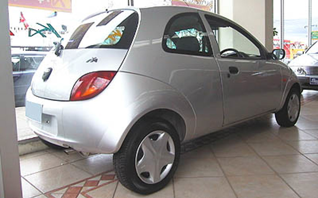 FORD KA 2001 3-Door Micro Car