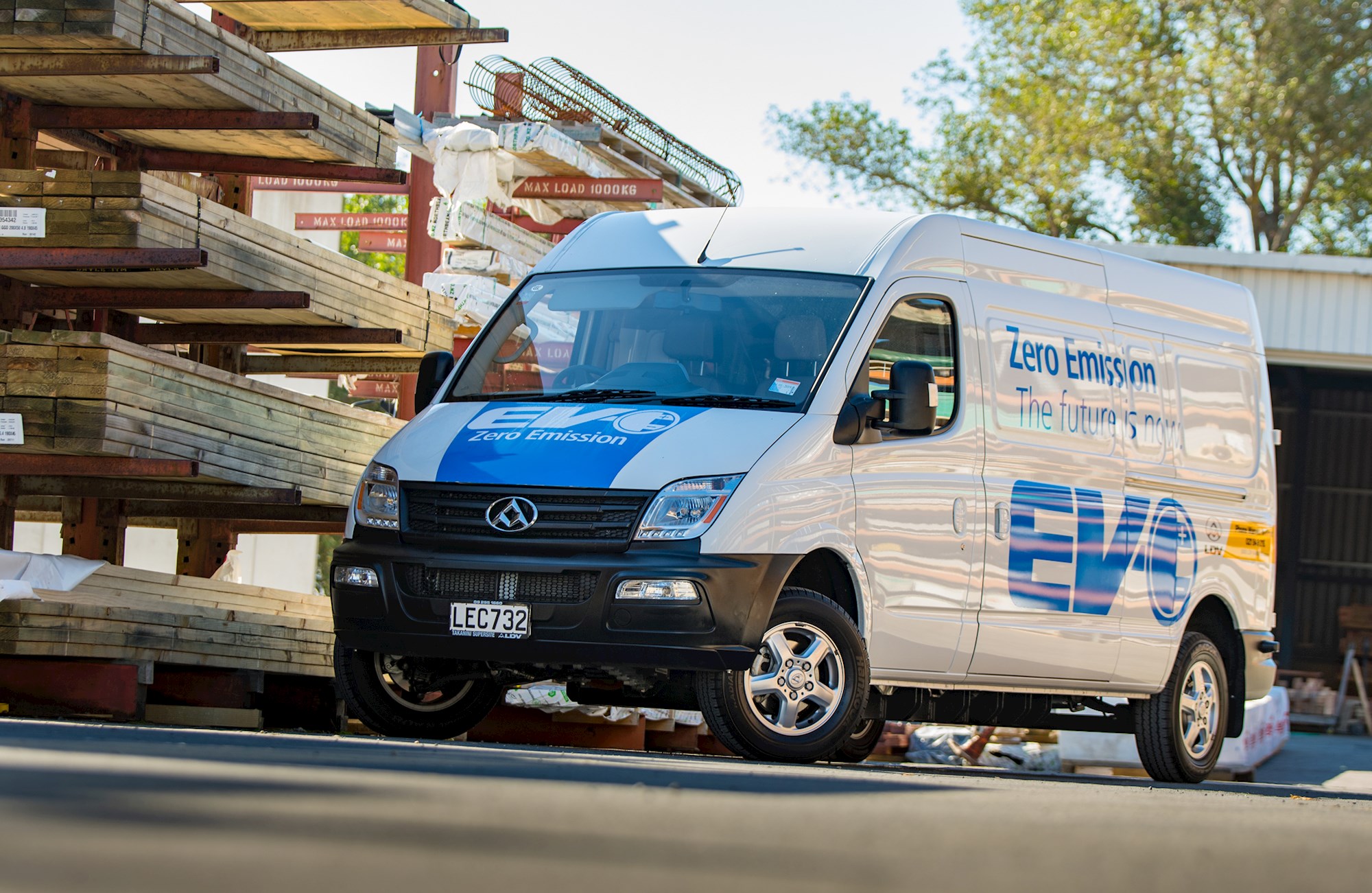 Green van man we put the fully electric LDV EV80 to the te