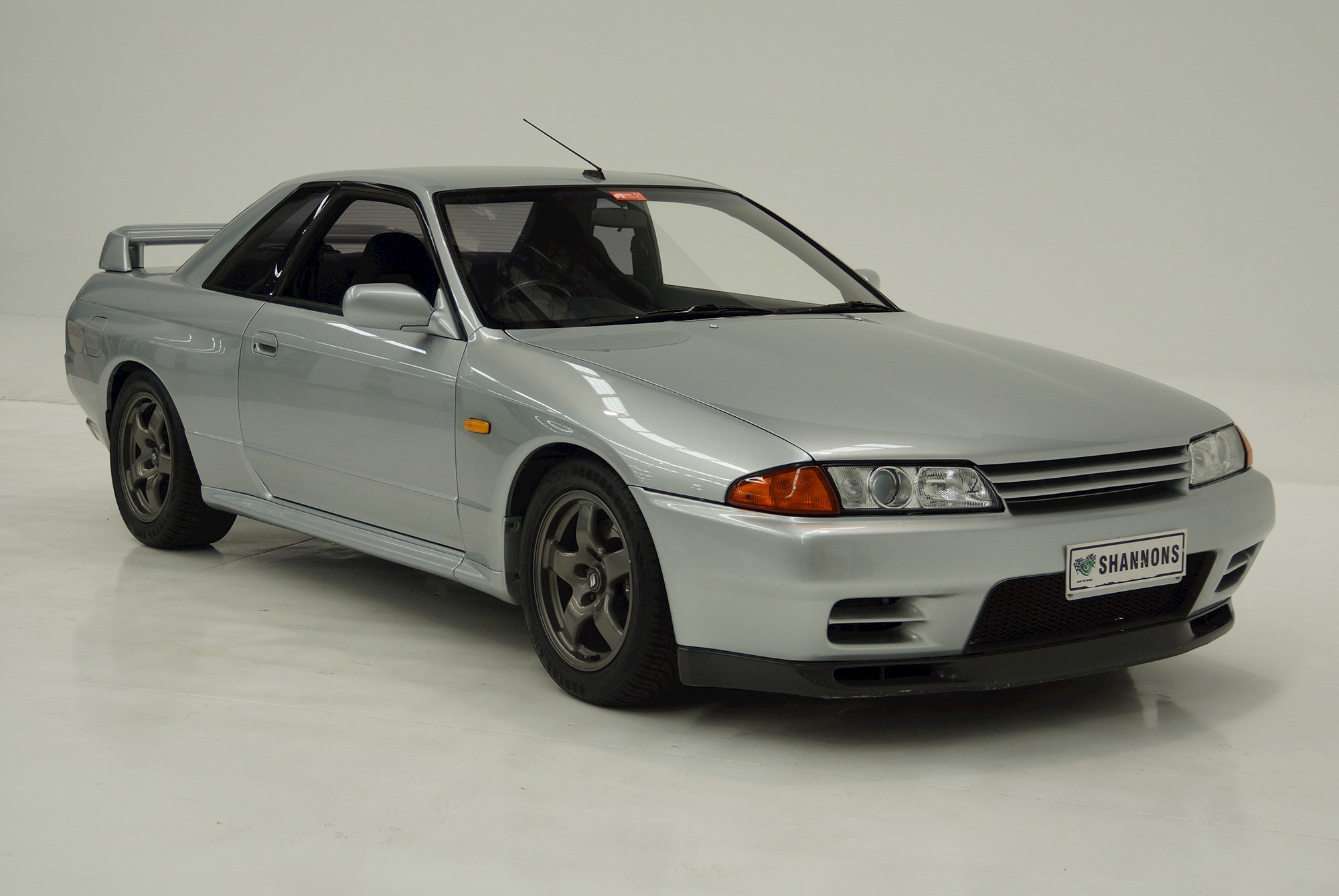 Nissan GT-R R32 Hyper Hatch Looks Like a Compact Godzilla