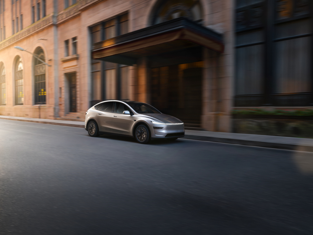 Tesla Model Y L.