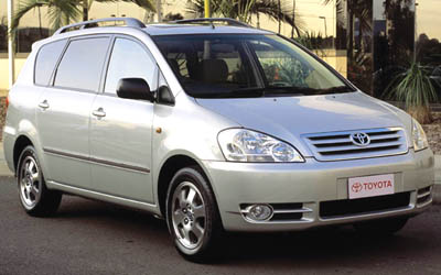 A TOYOTA AVENSIS VERSO vehicle