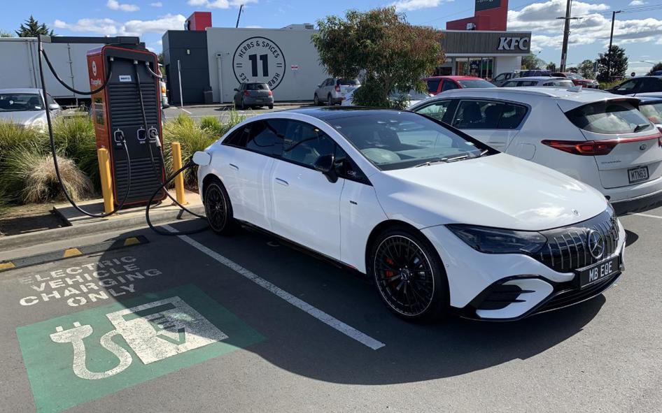 Mercedes-Benz EQE