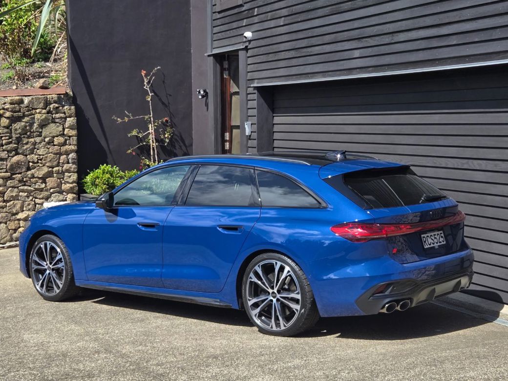 Audi S5 Avant.