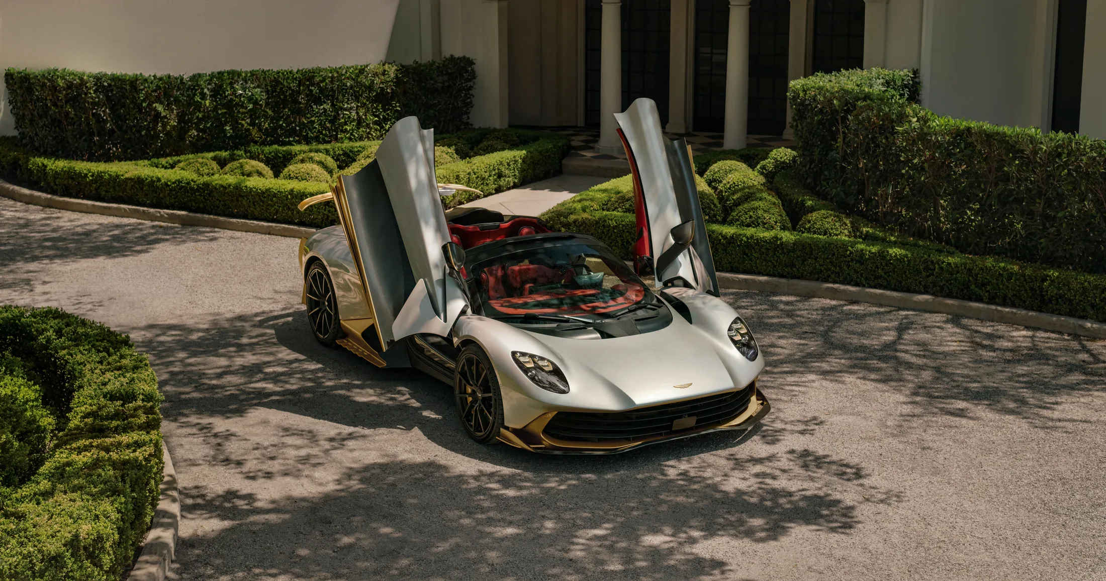 The Valhalla Spider with its dihedral doors open.