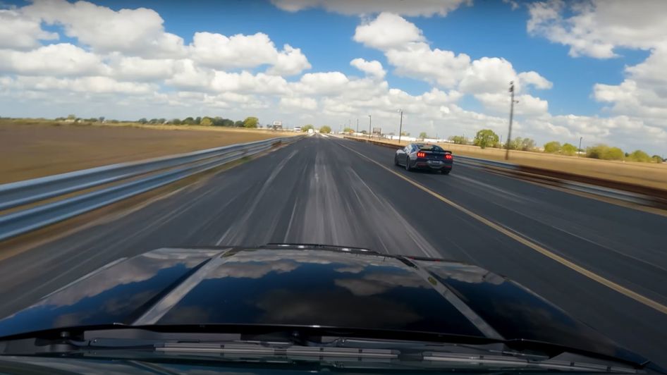 Ford Mustang Dark Horse vs Ford Mustang GT