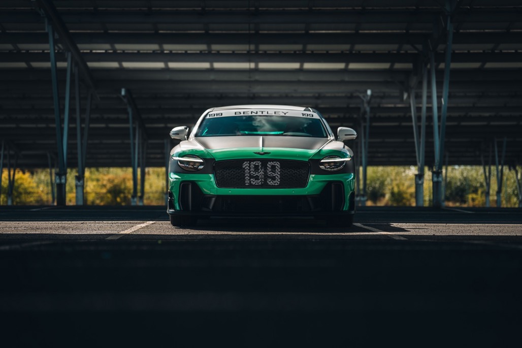 Hand Throttle Icon Bentley’s new Supersports goes sideways in new ‘Full Send' film ...