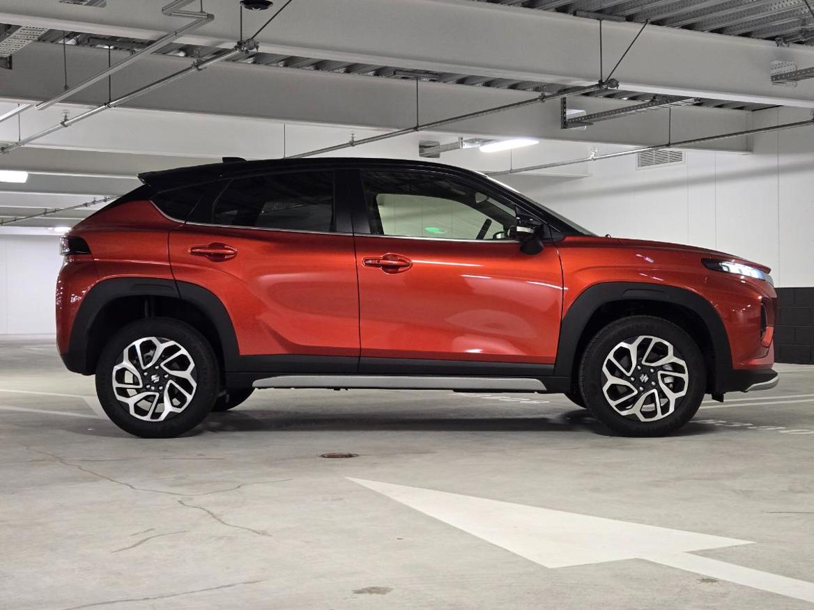 Suzuki Fronx GLX.