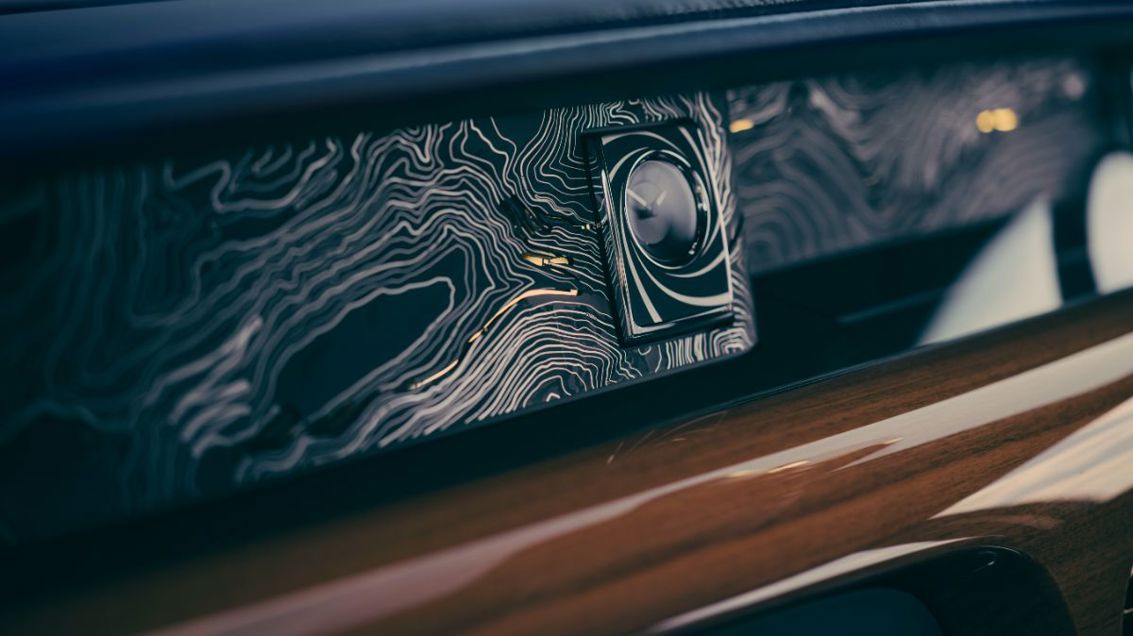 Rolls-Royce Phantom Extended Goldfinger.