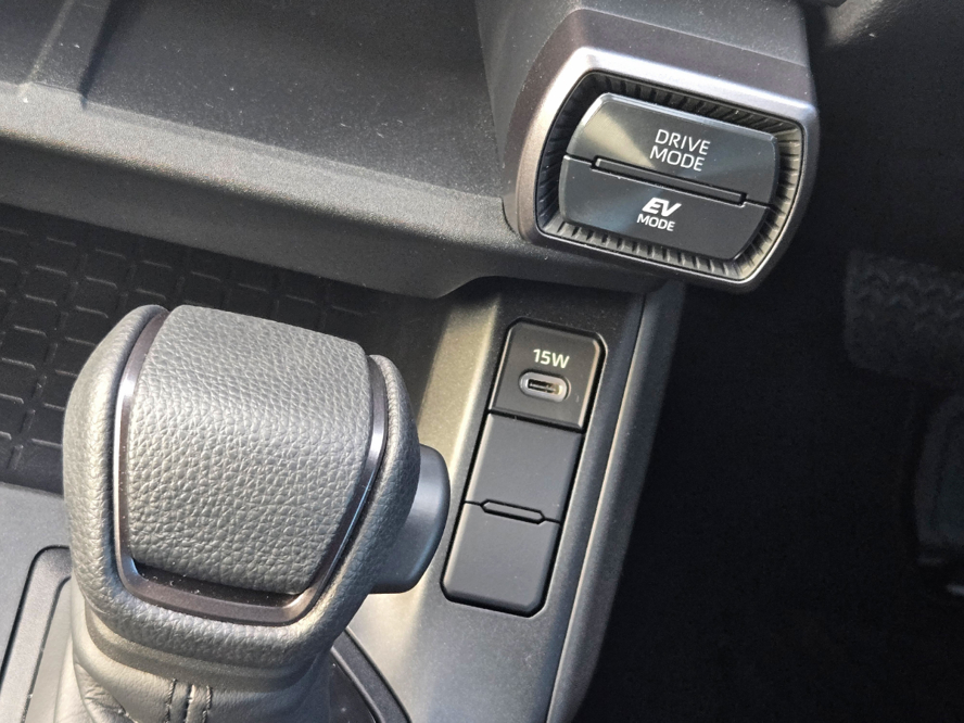 Toyota RAV4 GX FWD.