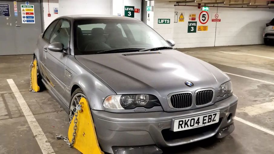 Abandoned BMW M3 CSL London