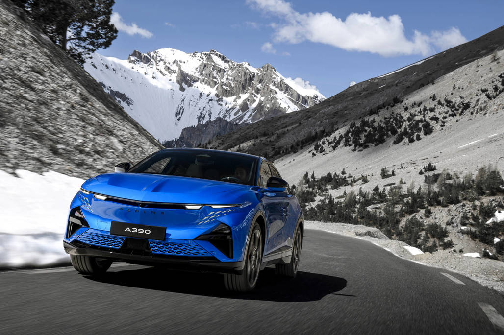 Alpine Alpine A390 revealed: all-electric sport fastback channels A110 spirit ...