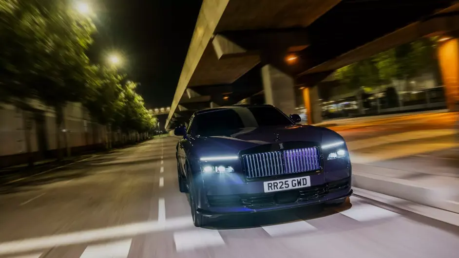 Rolls-Royce Spectre Black Badge