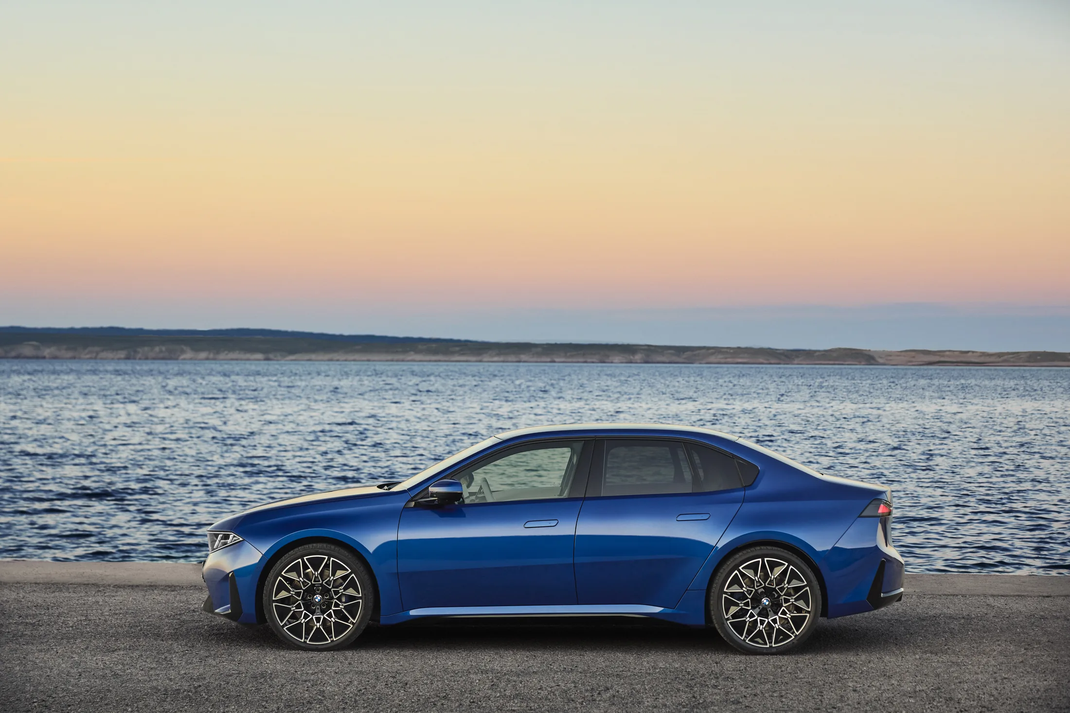 BMW reveals new 3 Series with shared petrol and electric styling