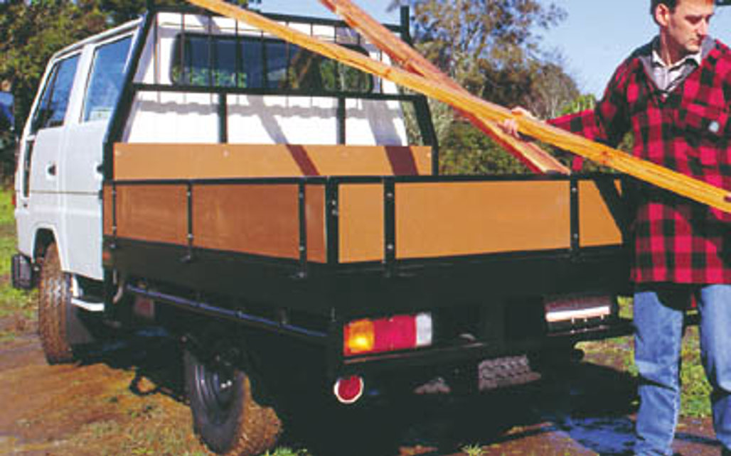 DAIHATSU DELTA 1996 4-Door Ute