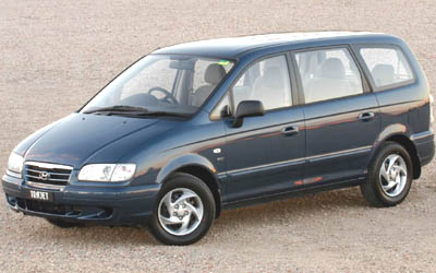 A HYUNDAI TRAJET vehicle