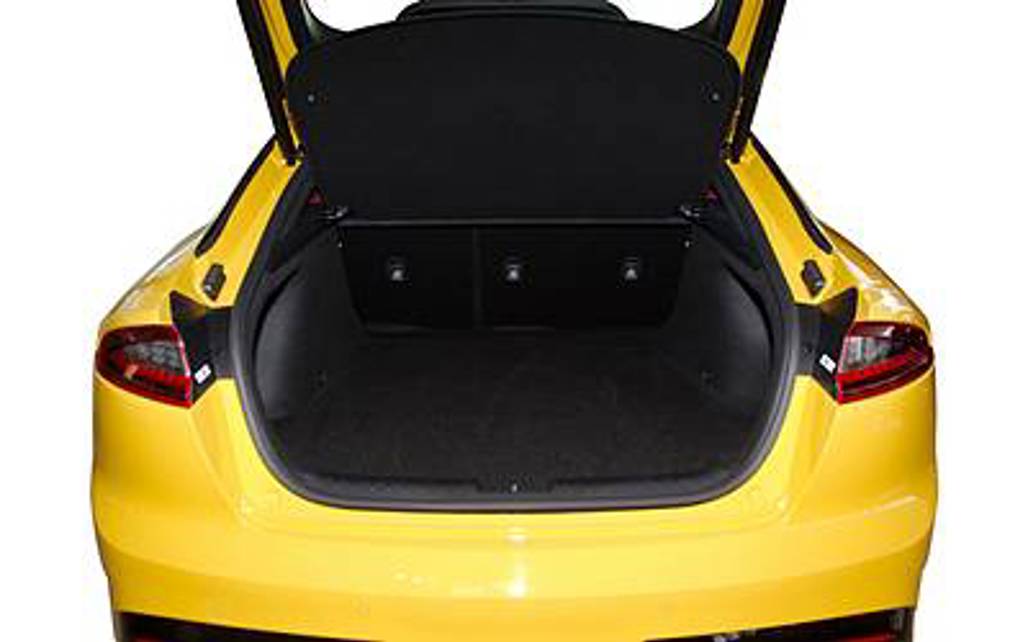 KIA STINGER 2021 5-Door Hatchback