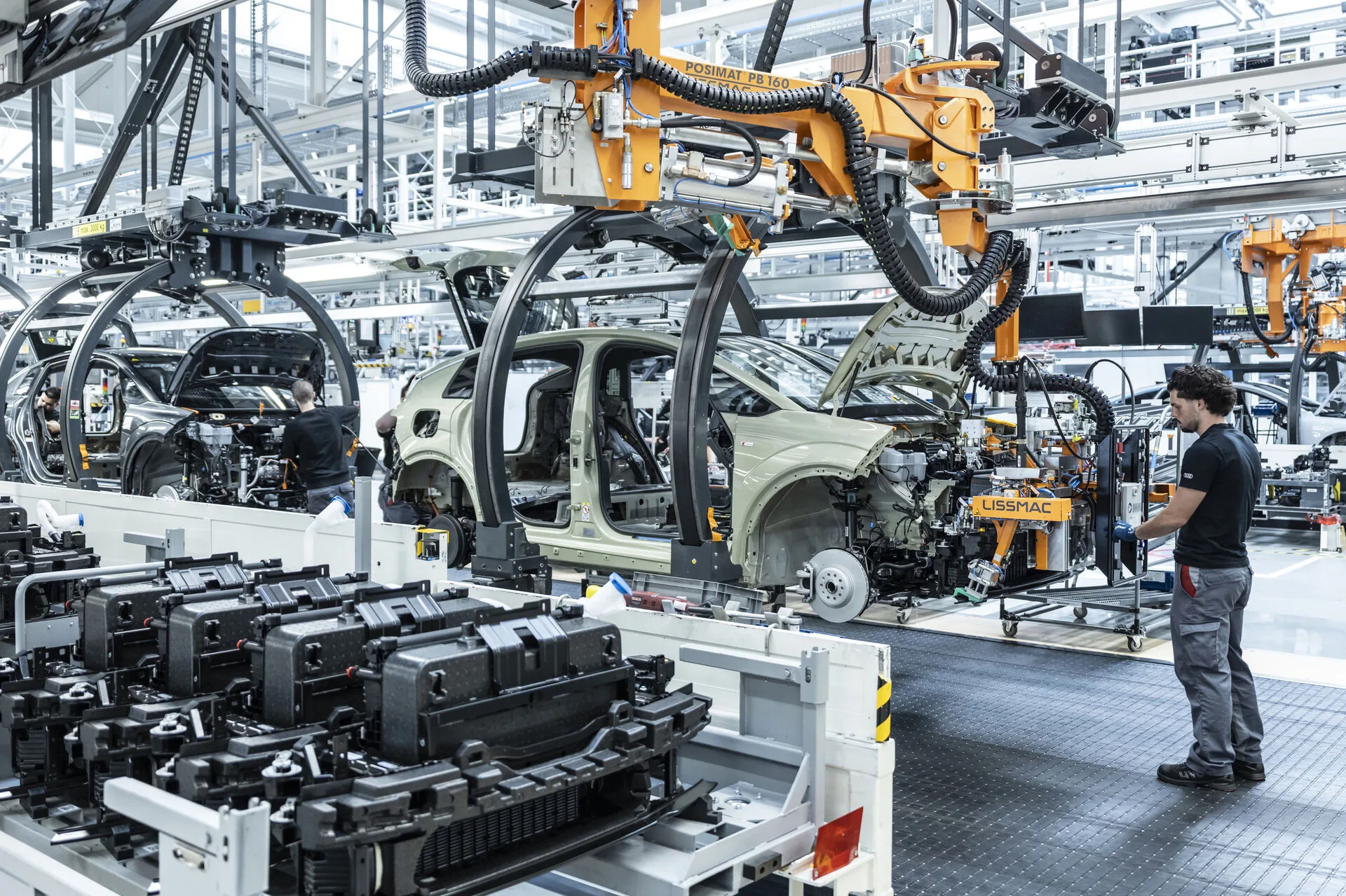 Audi A2 e-tron production starts