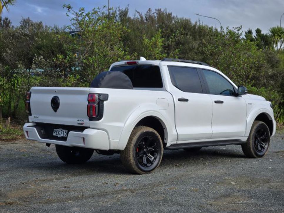 GWM Cannon Alpha PHEV.