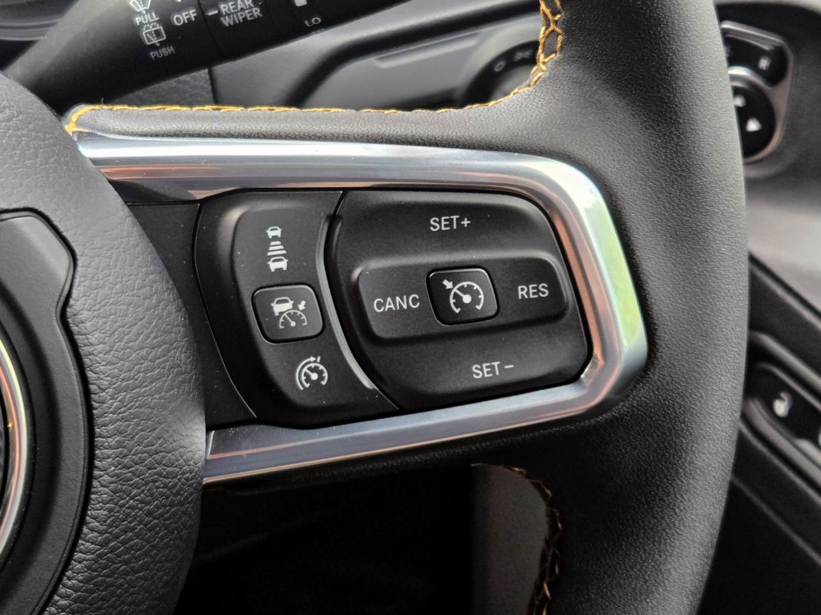 Jeep Wrangler Overland 2.0 turbo.