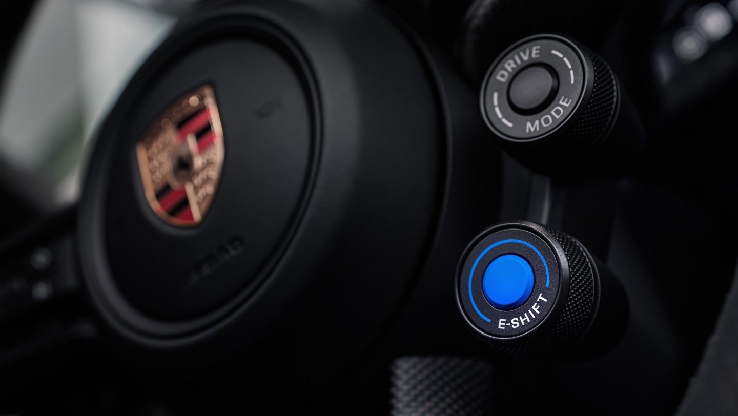 porsche taycan 06 e shift steering