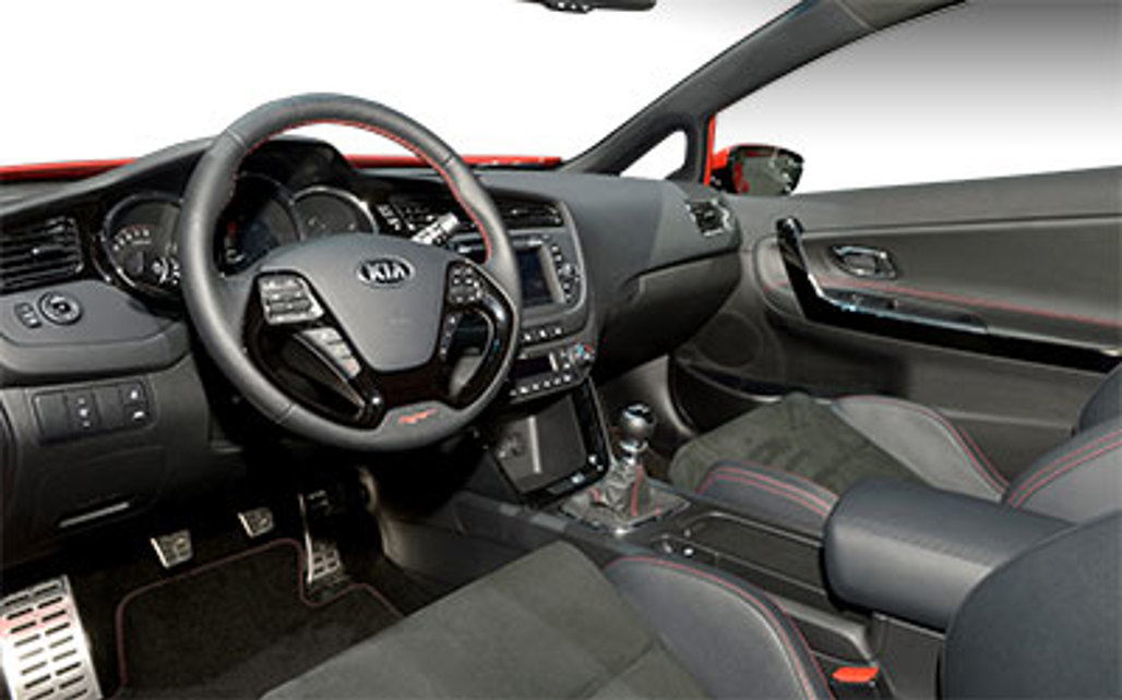 KIA CEED 2014 3-Door Hatchback 3HA GT_