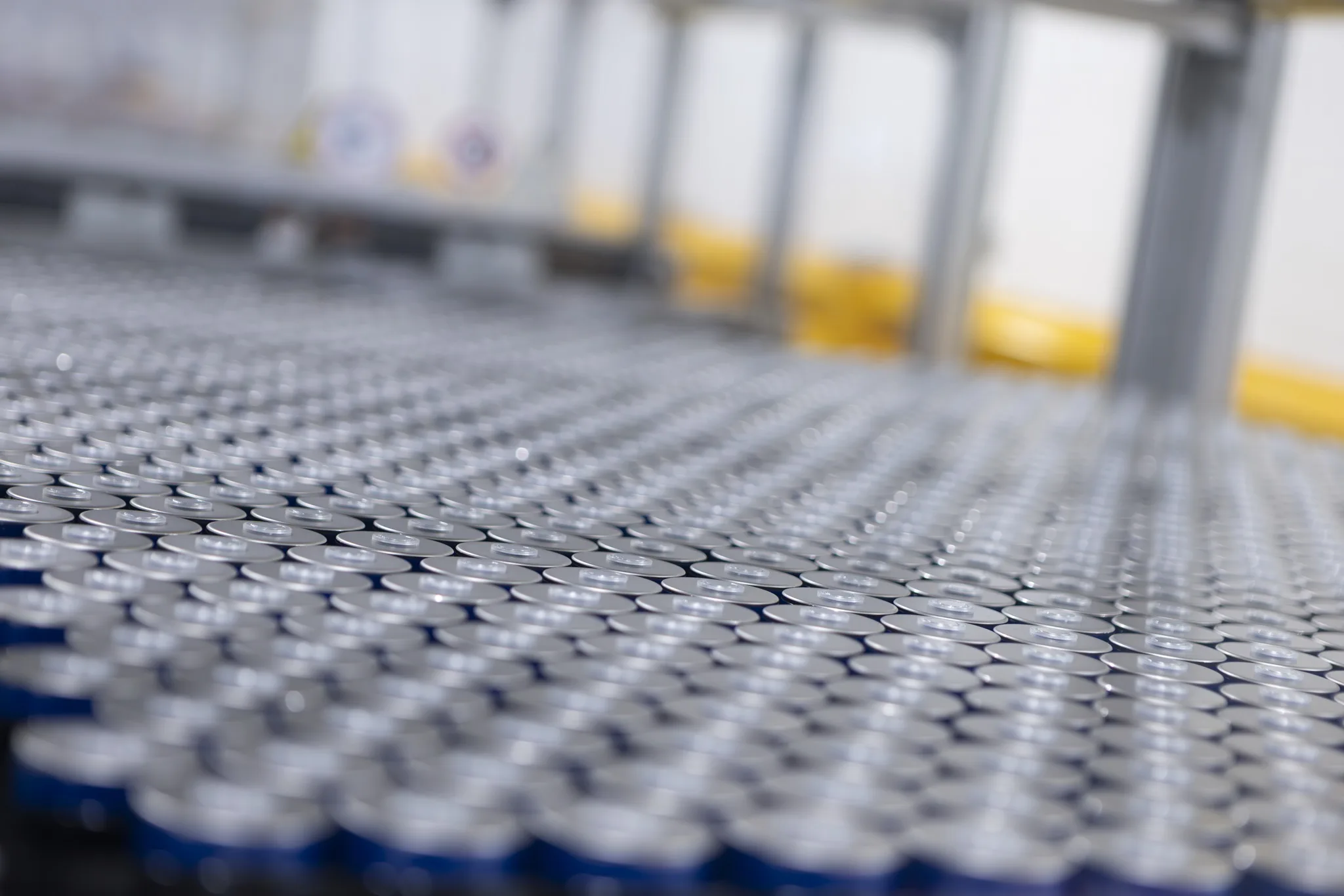 BMW's electric iX5 battery plant gears up with 250 robots - P90648213