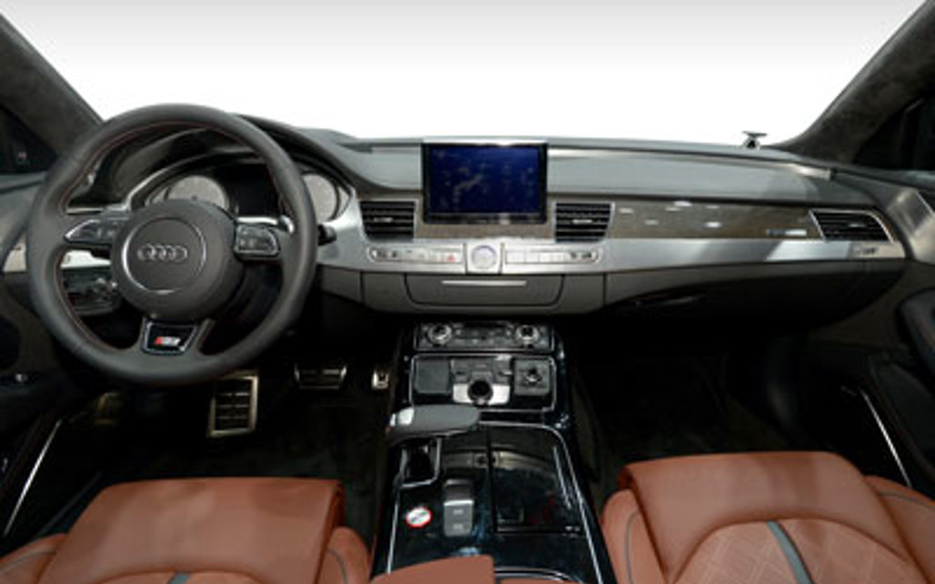 AUDI S 8 2018 4-Door Sedan