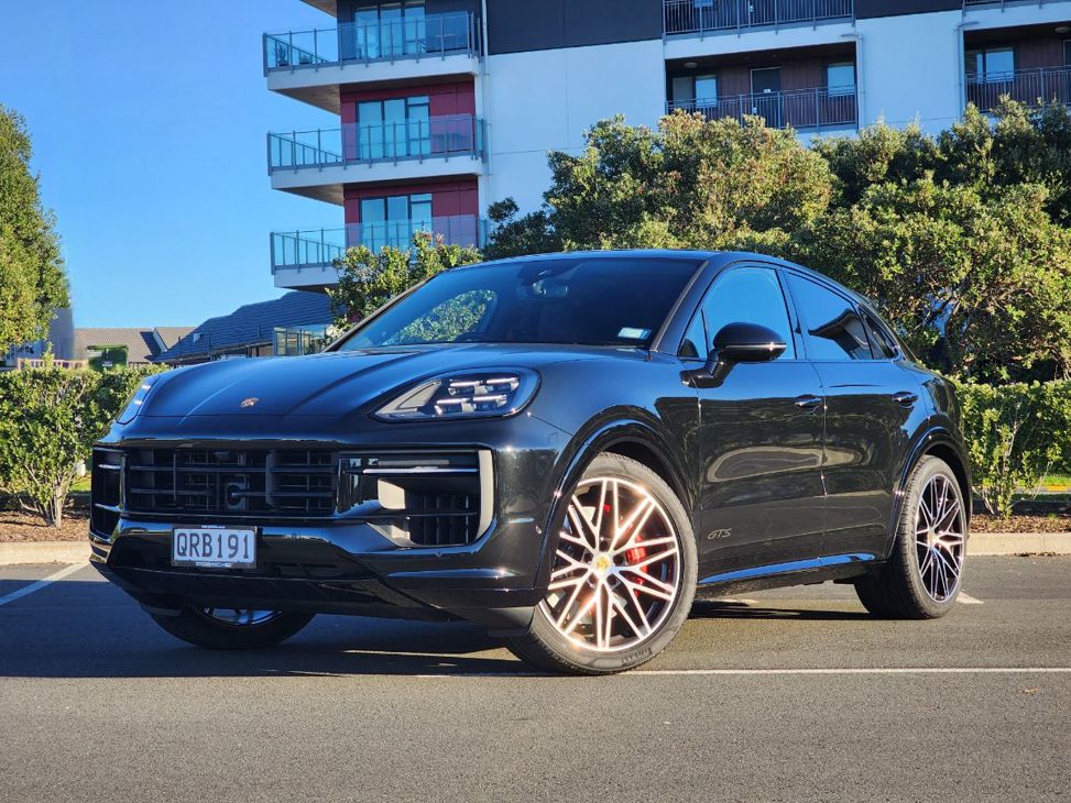 Porsche Cayenne GTS.