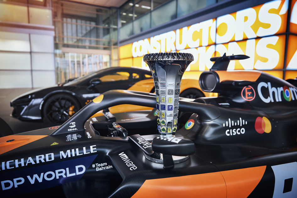 McLaren MCL38 Artura and 750S Celebration Edition