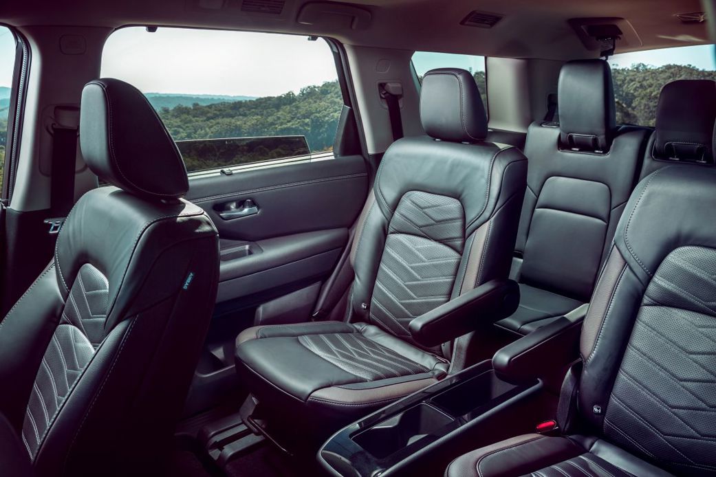 Nissan Pathfinder Ti-L.