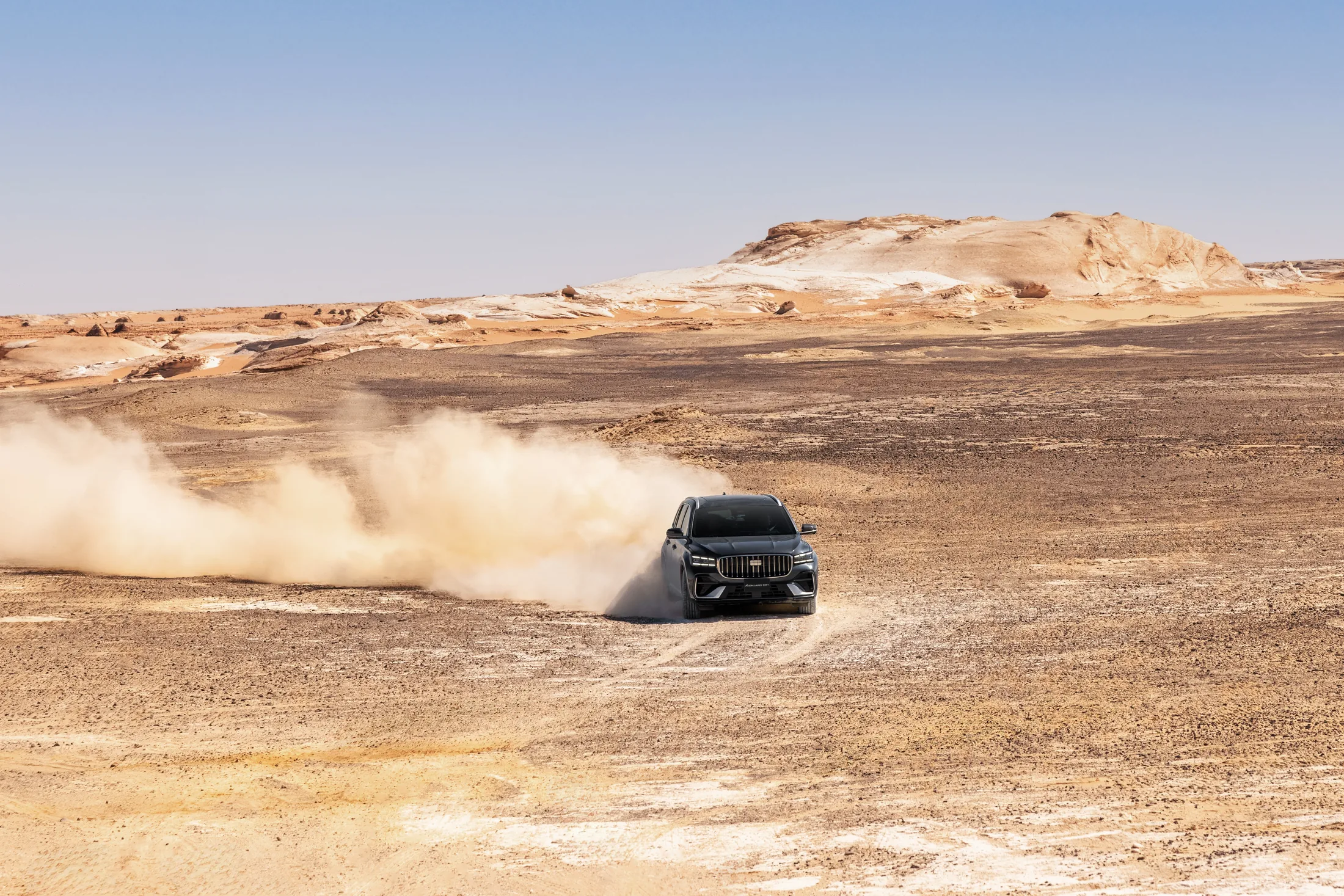 Geely Monjaro Sahara 01