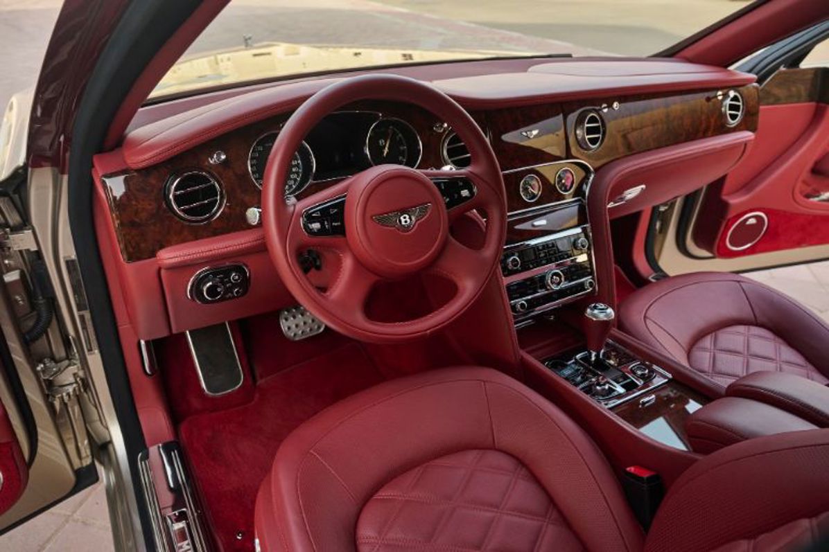 Bentley Mulsannne Grand Limousine.