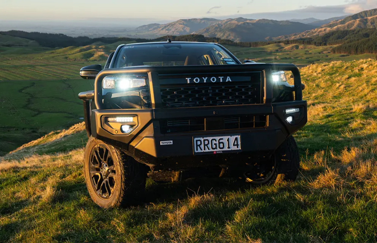 Toyota Hilux SR double cab chassis.