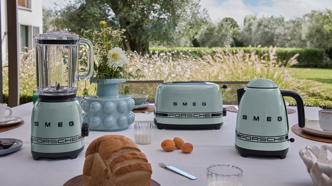 Porsche x Smeg