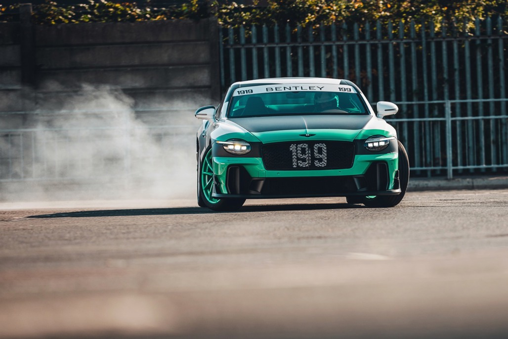 Hand Throttle Icon Bentley’s new Supersports goes sideways in new ‘Full Send' film ...