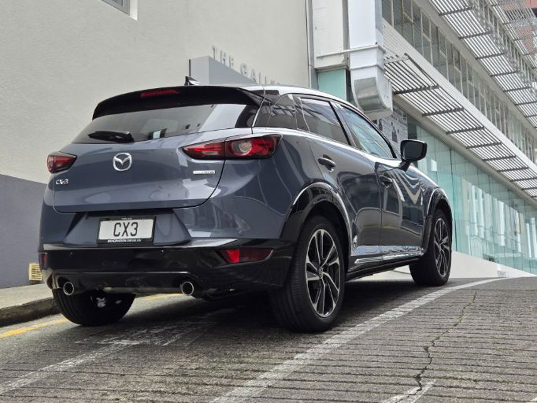 Mazda CX-3 SP20 extended review.