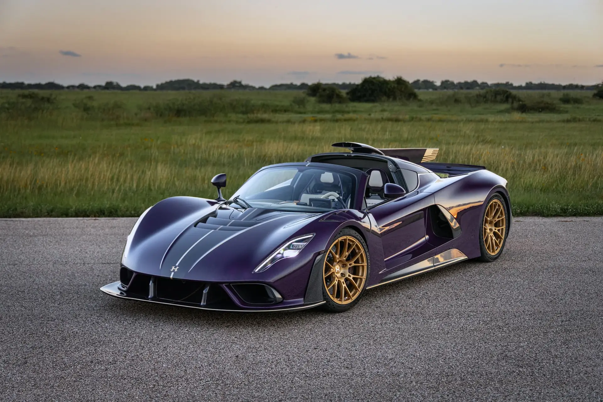 Hennessey Venom F5-M manual hypercar revealed - Driven Car Guide