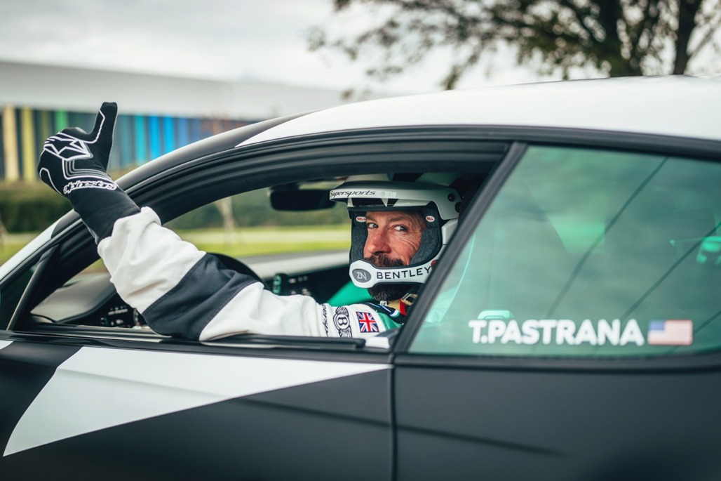 Hand Throttle Icon Bentley’s new Supersports goes sideways in new ‘Full Send' film ...