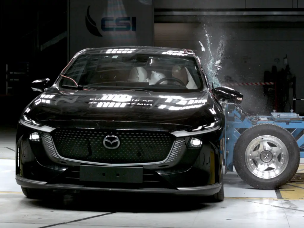 Mazda 6e scores 5 Star ANCAP nod