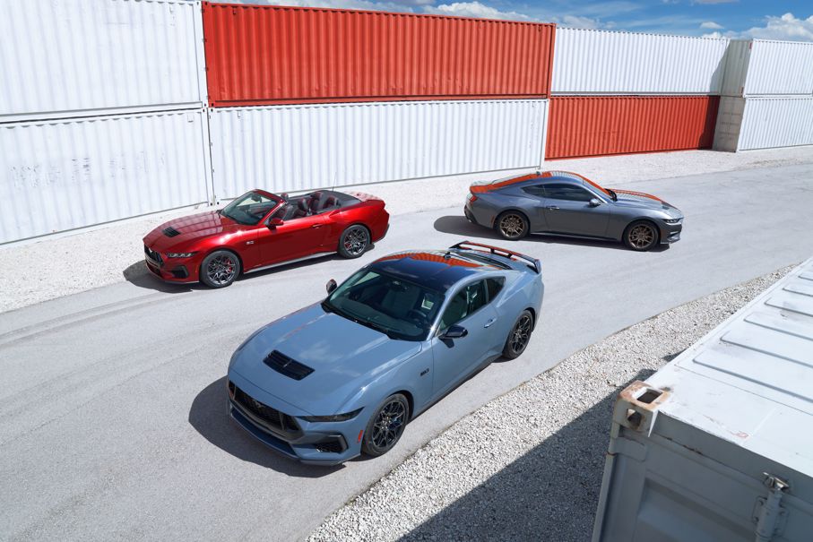 Ford Mustang GT Convertible, GT Fastback and Dark Horse