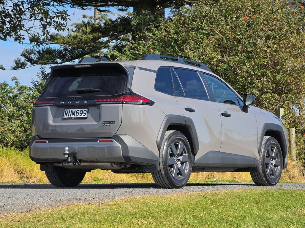 Toyota RAV4 Adventure.