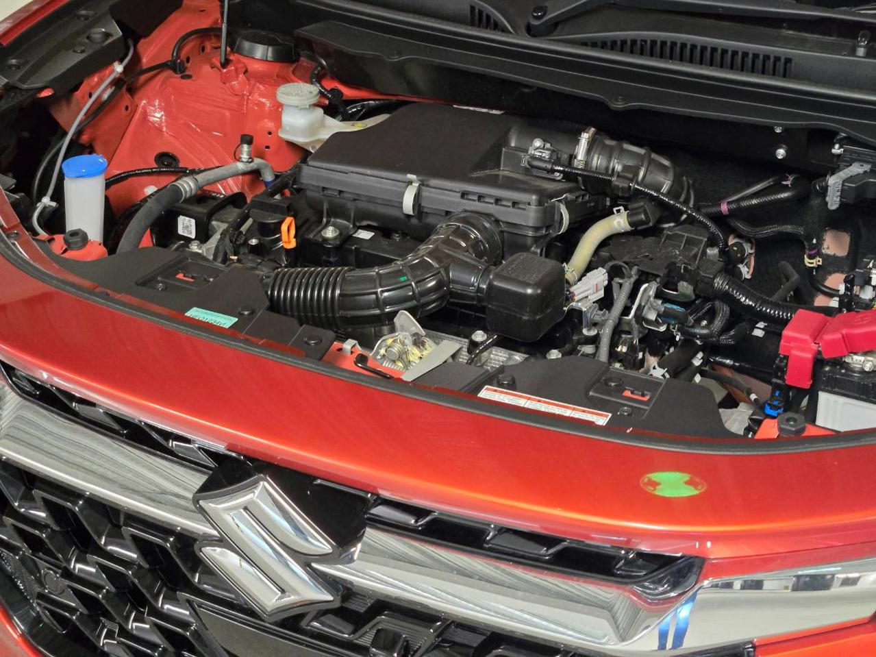 Suzuki Fronx GLX.