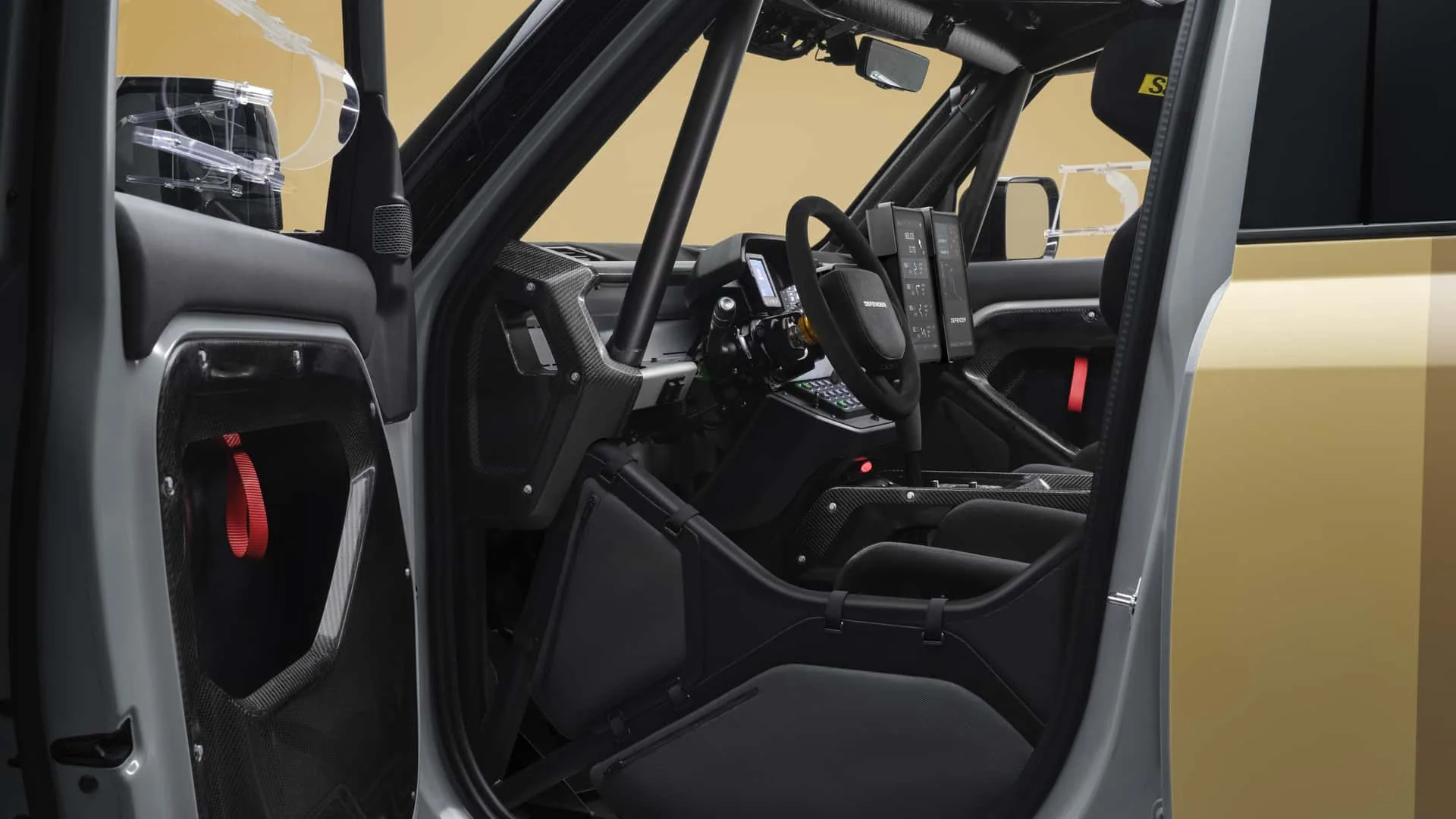 Road-legal Defender Dakar packs 467kW V8