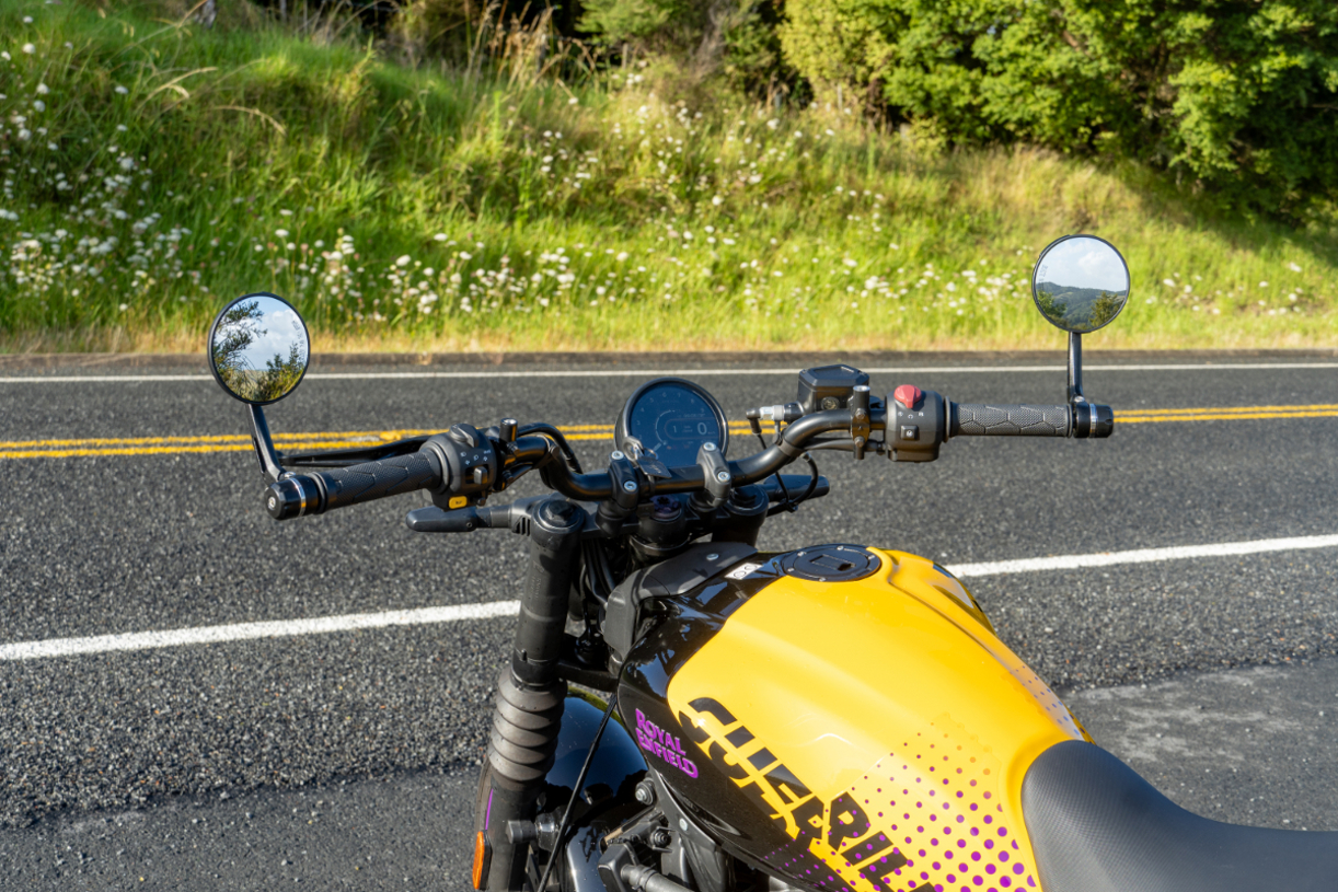 Royal Enfield Guerrilla 450.