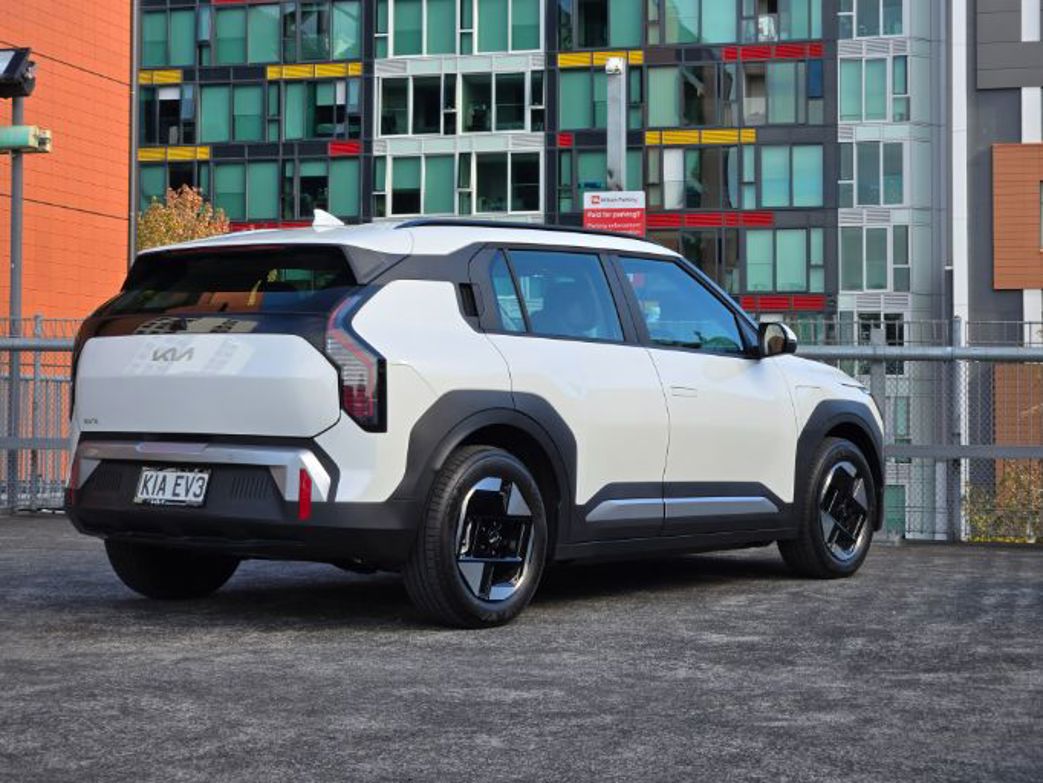 Kia EV3 Light LR.