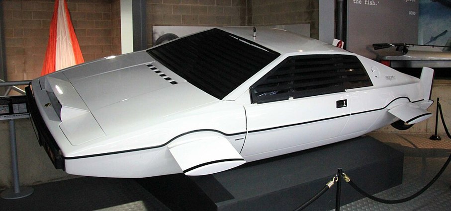1976 Lotus Esprit James Bond