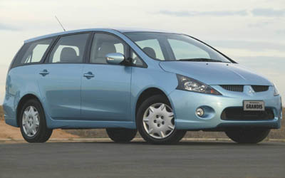 A MITSUBISHI GRANDIS vehicle