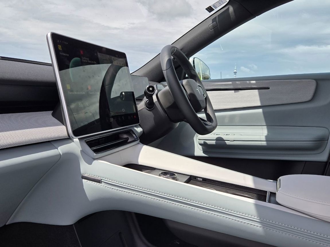 Polestar 4.