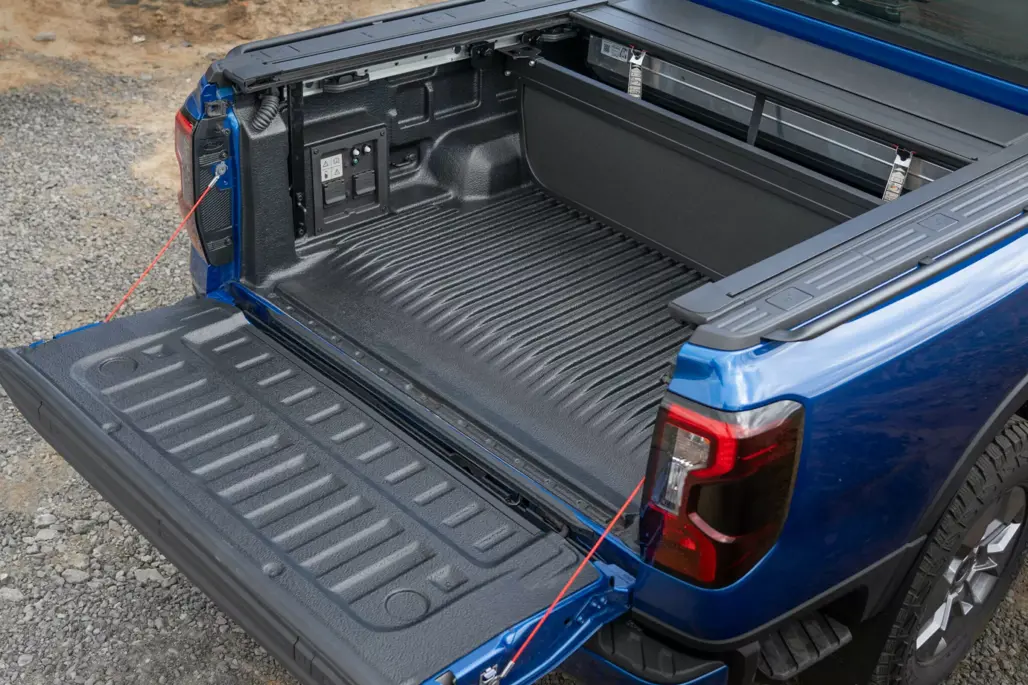 Ford Ranger PHEV gets EV-style power trick with Pro Power Onboard ...