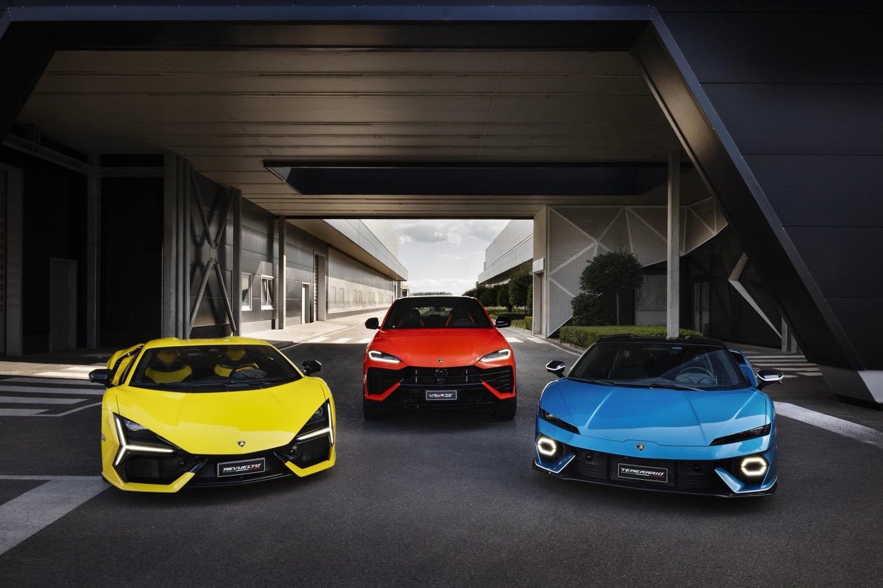 Lamborghini posts record revenue as deliveries top 10,700 in 2025 ...